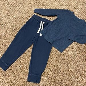 Old Navy bundle Joggers and Thermal Long sleeve top Top 18-24 mo pants 2T
